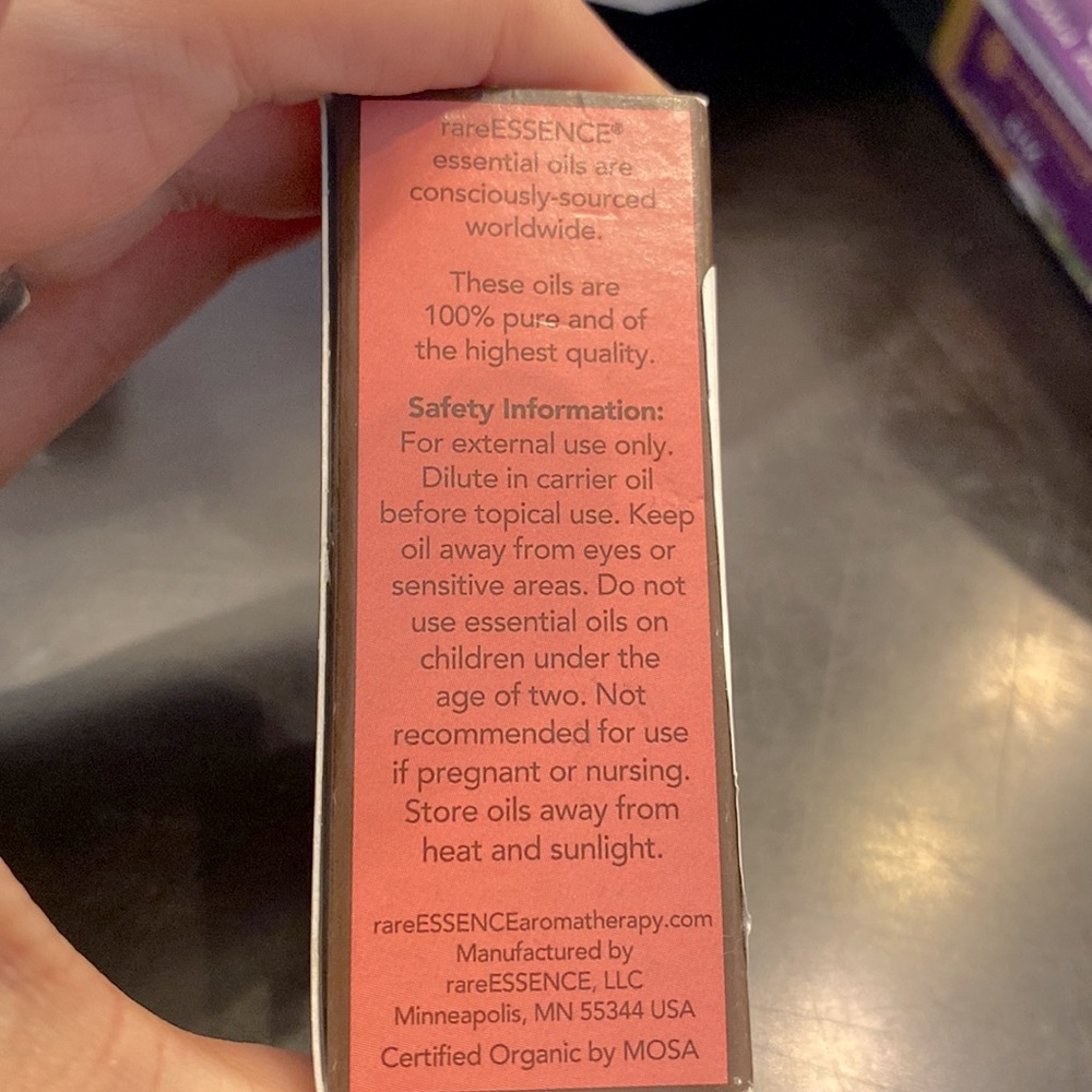 NIB Geranium, Egyptian (organic) – Essential Oil - Picture 3 of 3